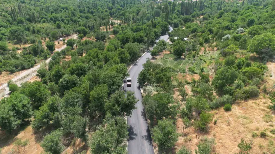 Çağlayan Mahallesi’nde doğalgazın ardından sıcak asfalt konforu