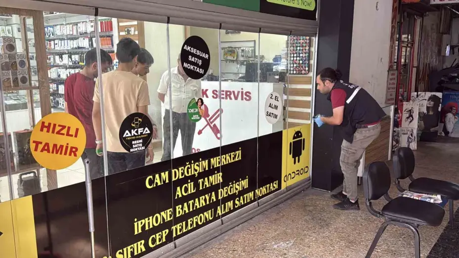 Çalışanlar fark etti, iş yerine gidince hayatının şokunu yaşadı