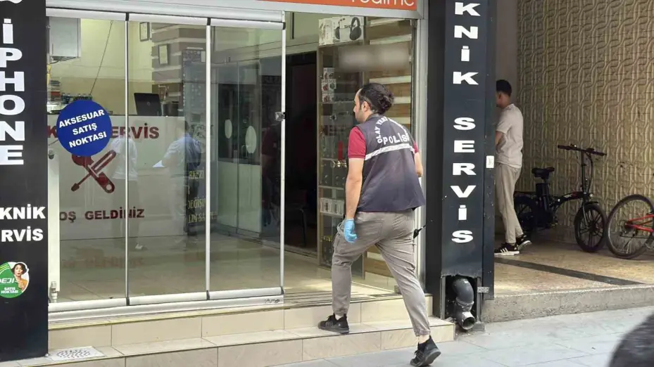 Çalışanlar fark etti, iş yerine gidince hayatının şokunu yaşadı