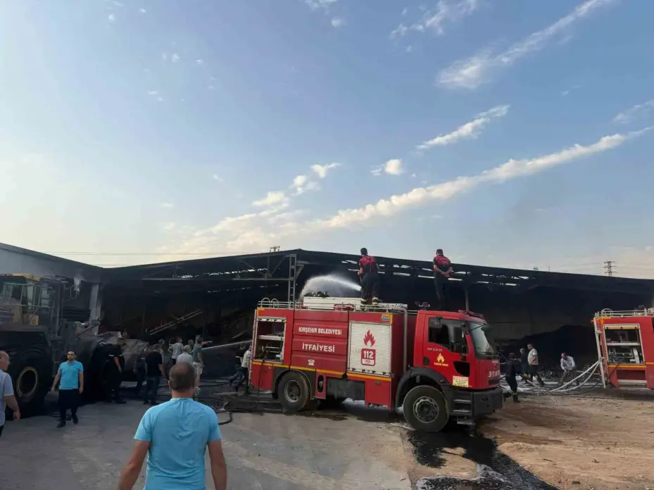 Kırşehir’de Petlas fabrikasında yangın