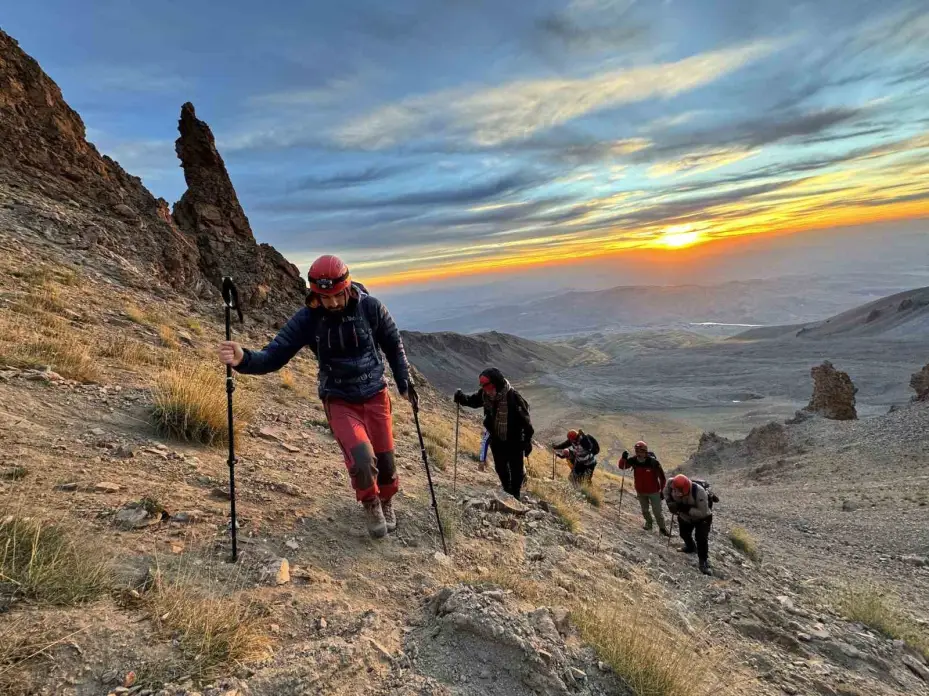 Büyükşehir Erciyes A.Ş.’den doğaseverlere zirve keyfi