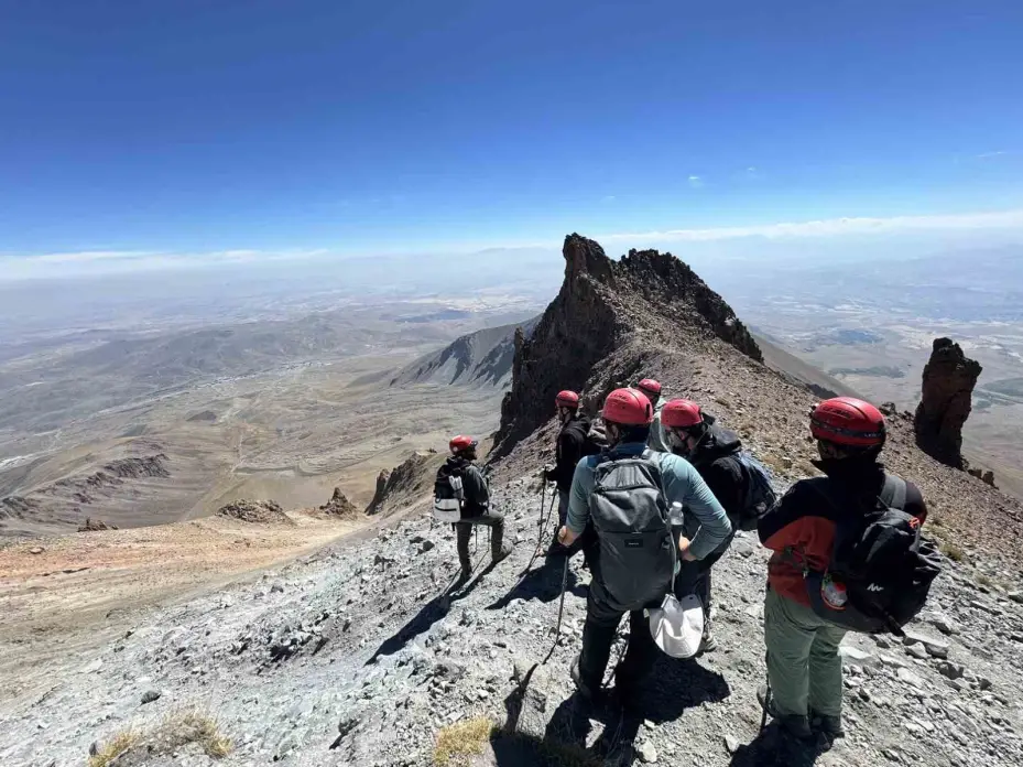 Büyükşehir Erciyes A.Ş.’den doğaseverlere zirve keyfi