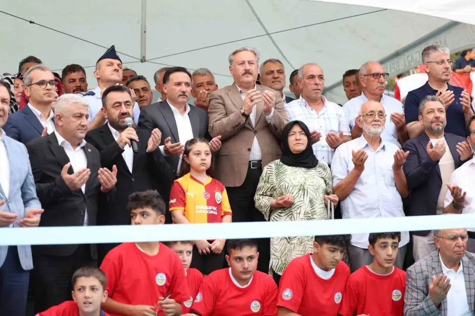 Melikgazi Belediyesi Mimarsinan Erva Spor Okulları açıldı