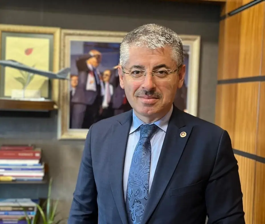 AK Parti’den Genç’e tepki: "Sen Valimizin gadasını al"