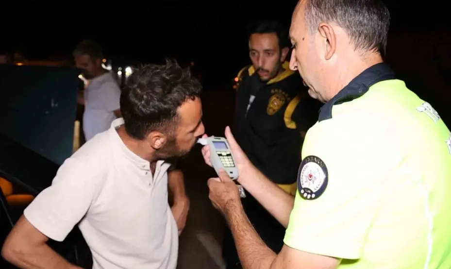 Aksaray’da araçlar ve şahıslar didik didik arandı