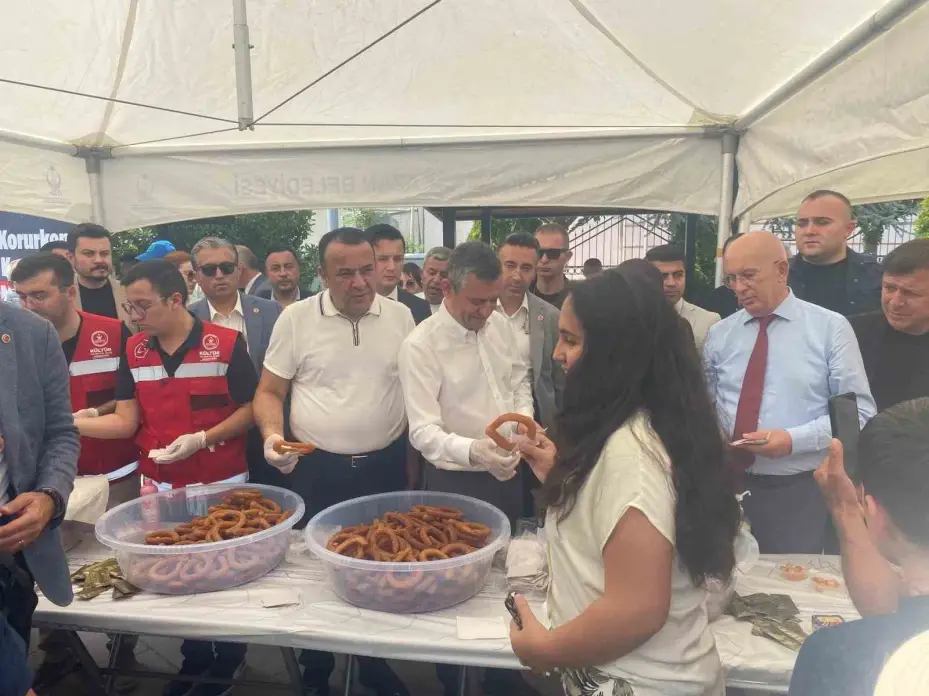 CHP Genel Başkanı Özel: "Doğruya doğru diyeceğiz, yanlışa yanlış diyeceğiz"