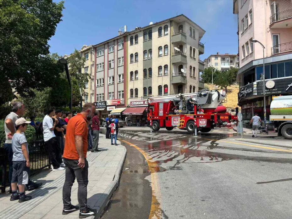Ankara’da korkutan baca yangını