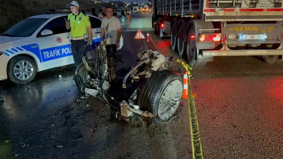 Ankara’da tır ile otomobil kafa kafaya çarpıştı: 1 ölü