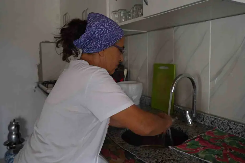 Büyükşehirden köye umutlu dönüş: Engeli kardeşlerine yuva kurmak isteyen abla hayaline kavuştu