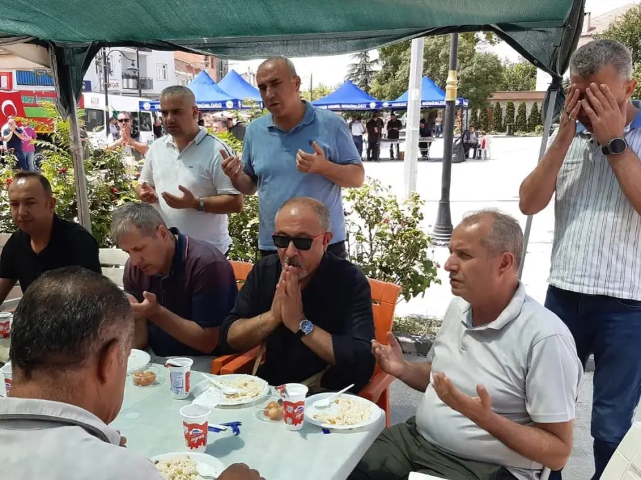 Seyitgazi’de yangın şehitleri dualarla anıldı