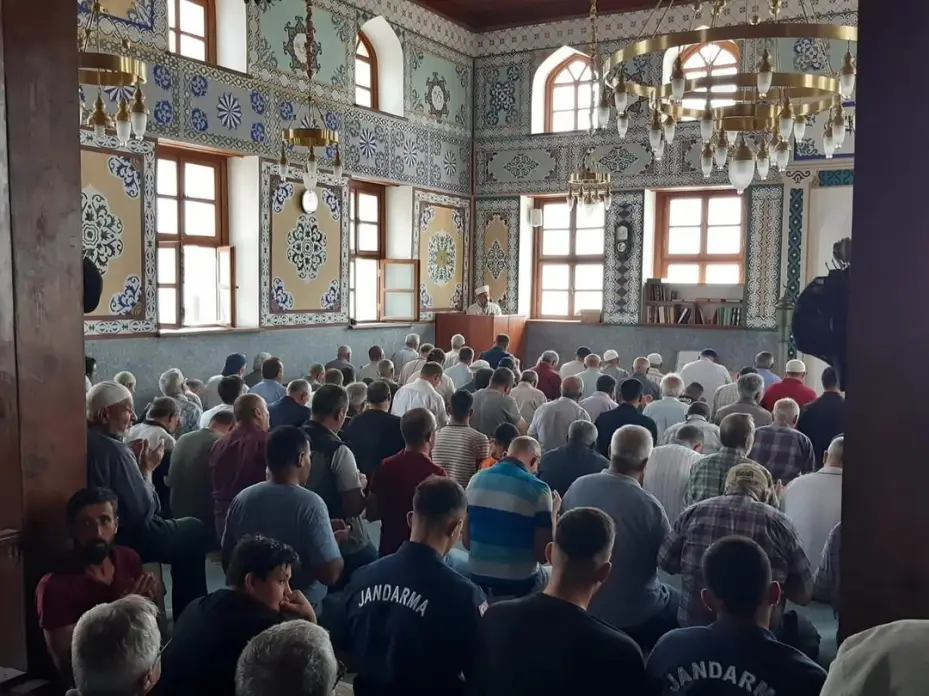 Seyitgazi’de yangın şehitleri dualarla anıldı