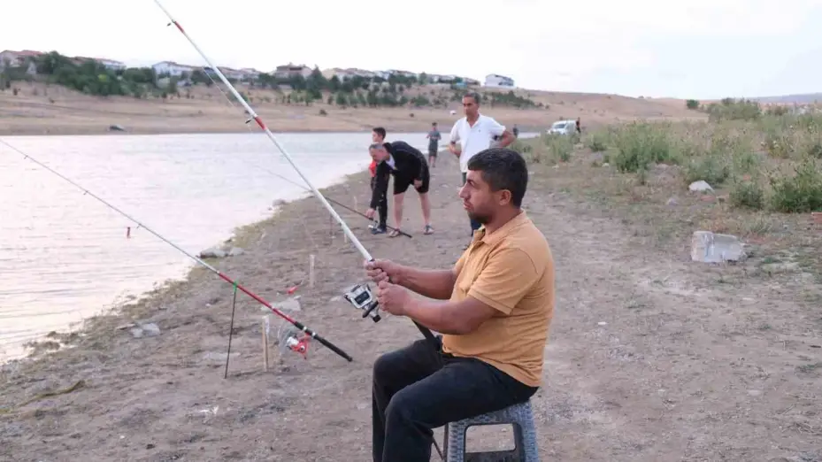 Olta Balıkçılığı Turnuvası’nda eğlenceli anlar yaşandı