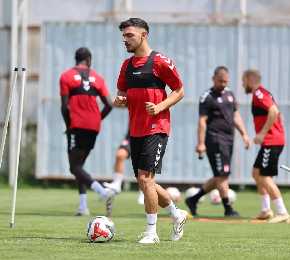 Sivasspor’da Erzurum maçı hazırlıkları sürüyor