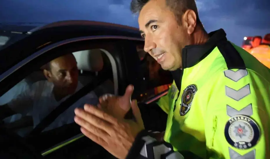 Aksaray-Nevşehir karayolunu sel vurdu: Yol trafiğe kapandı