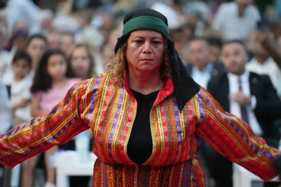 Kırıkkale’de "aşure lokması" etkinliği: Deyişler eşliğinde semah dönüldü