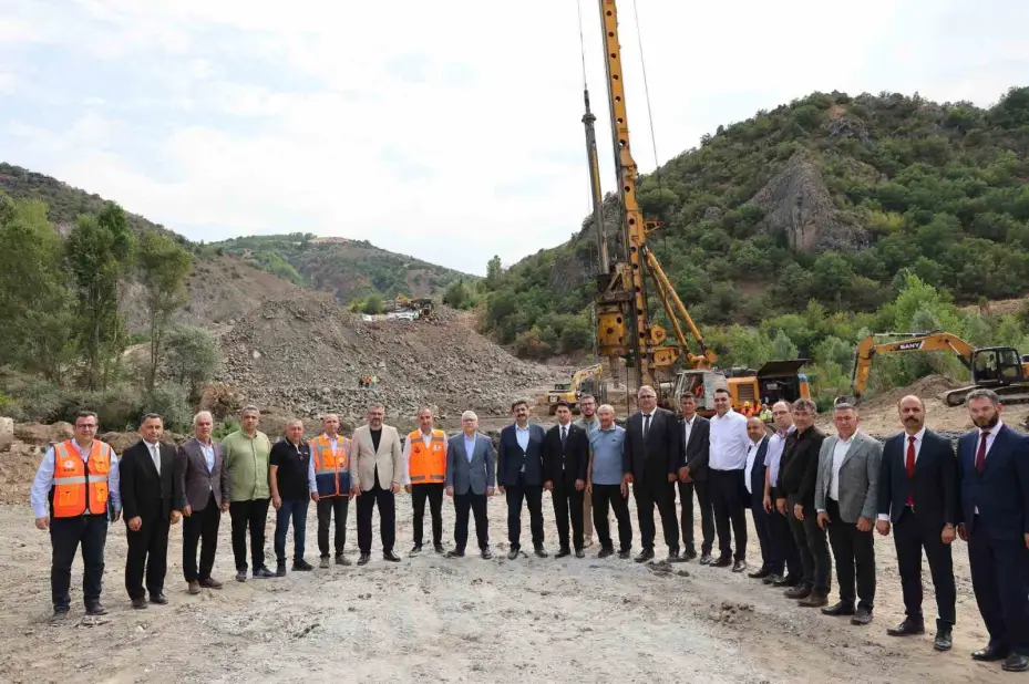Sivas ile Karadeniz arasındaki ulaşım mesafesi kısalıyor