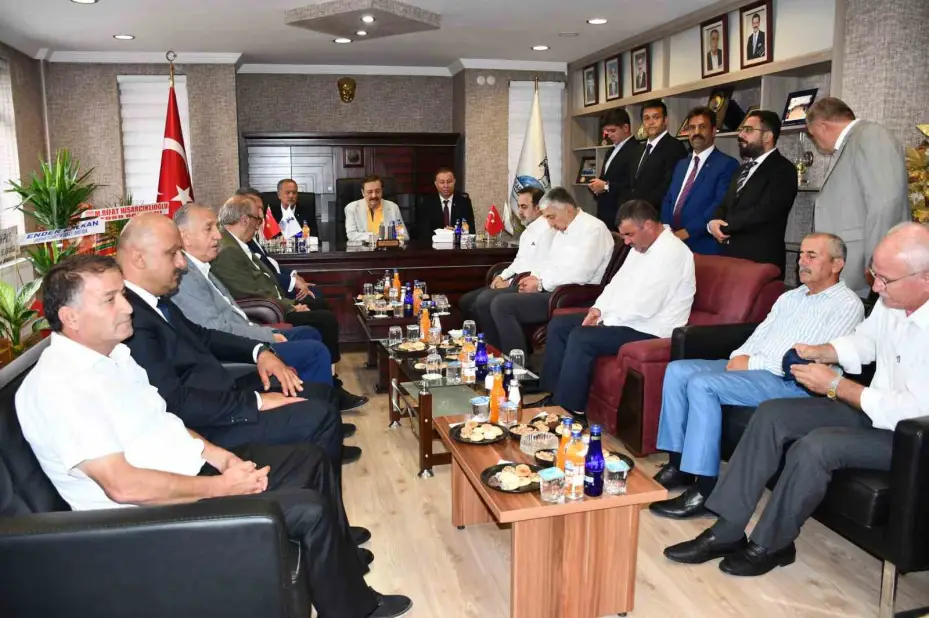 TOBB Başkanı Hisarcıklıoğlu’ndan Akşehir’e taziye ziyareti