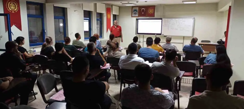 Kayseri’de 8 bin amatör telsizci yetişti