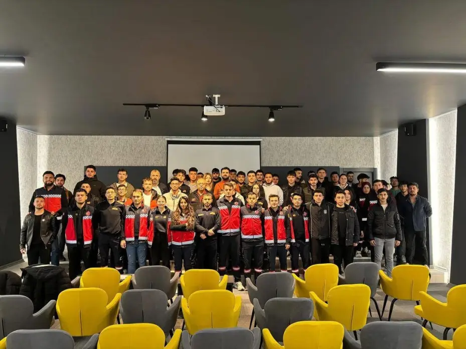 Kayseri’de 8 bin amatör telsizci yetişti