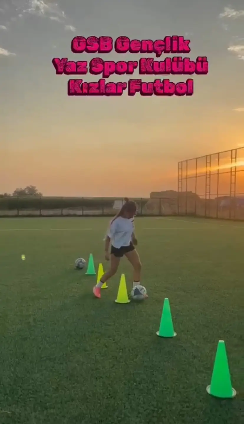 GSB Yaz Kulübü gençleri sporda birleştirdi