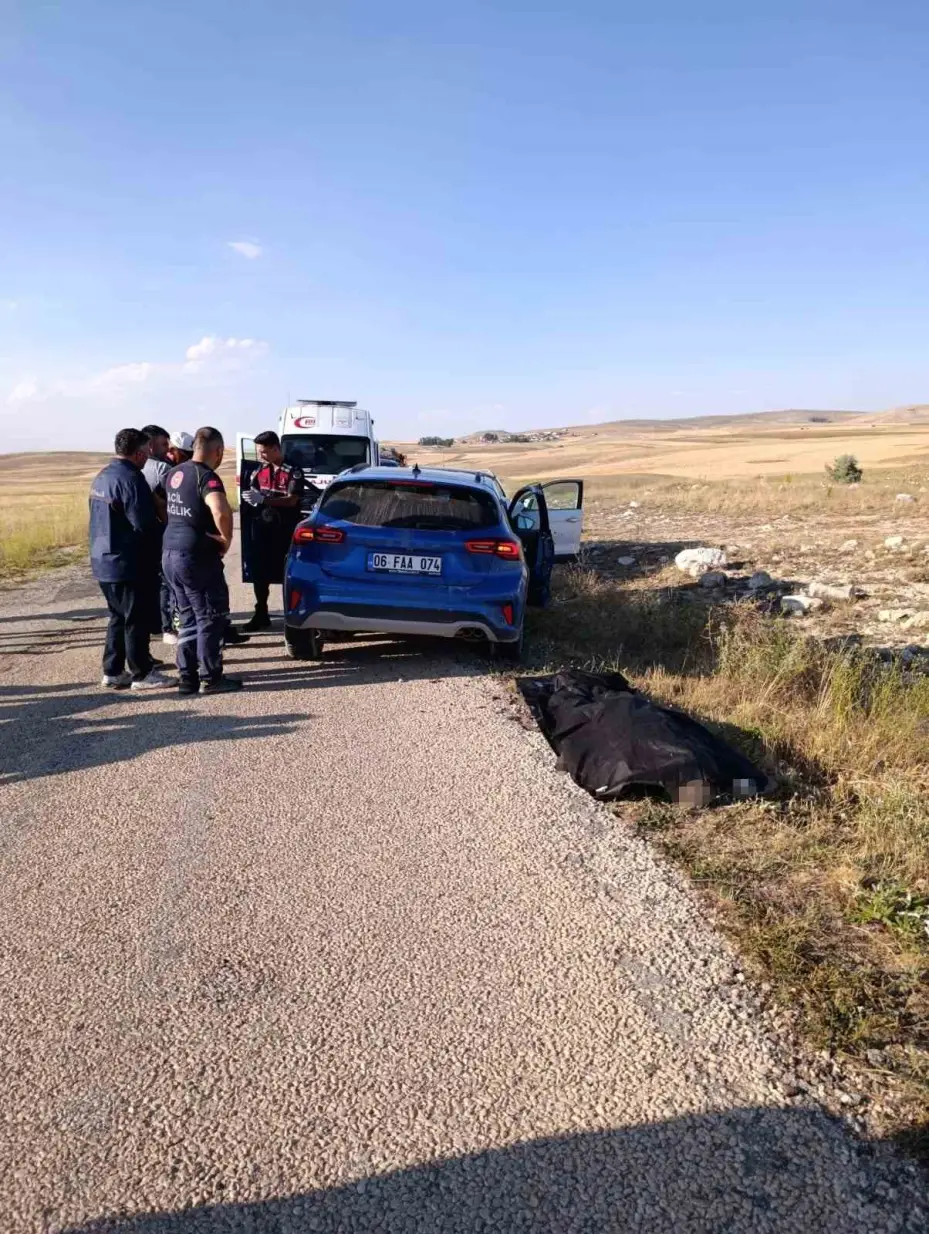 Sivas’ta iki otomobil kafa kafaya çarpıştı: 1 ölü, 1 yaralı