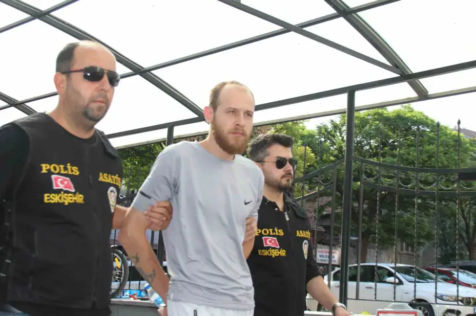 Eskişehir’deki silahlı saldırının şüphelileri hakim karşısında
