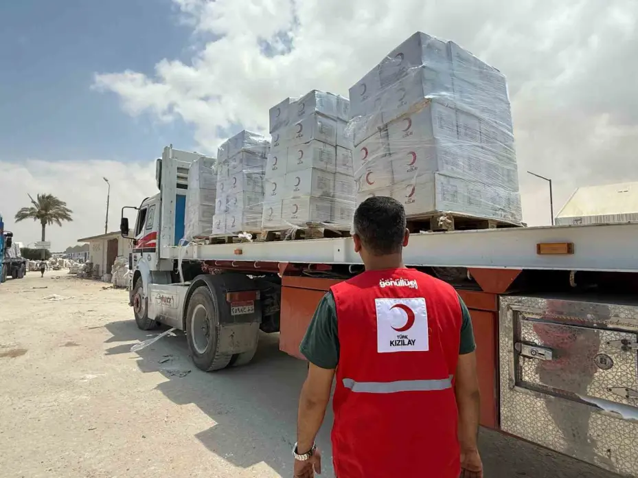 Gazze’ye 165 tırlık umut: Türk Kızılay’dan 3 bin ton gıda yardımı