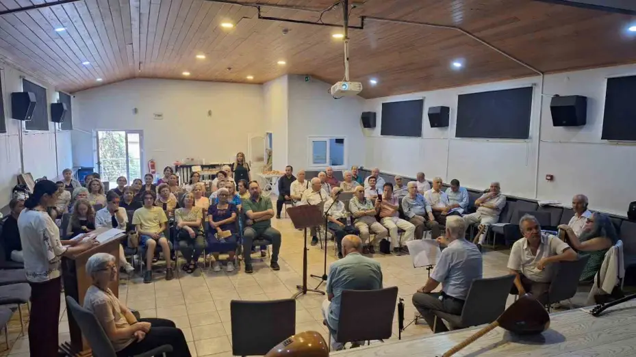 Eskişehir’de Meşk Derneği Korosu, sanatçı Ali Erdoğdu’yu türkülerle andı