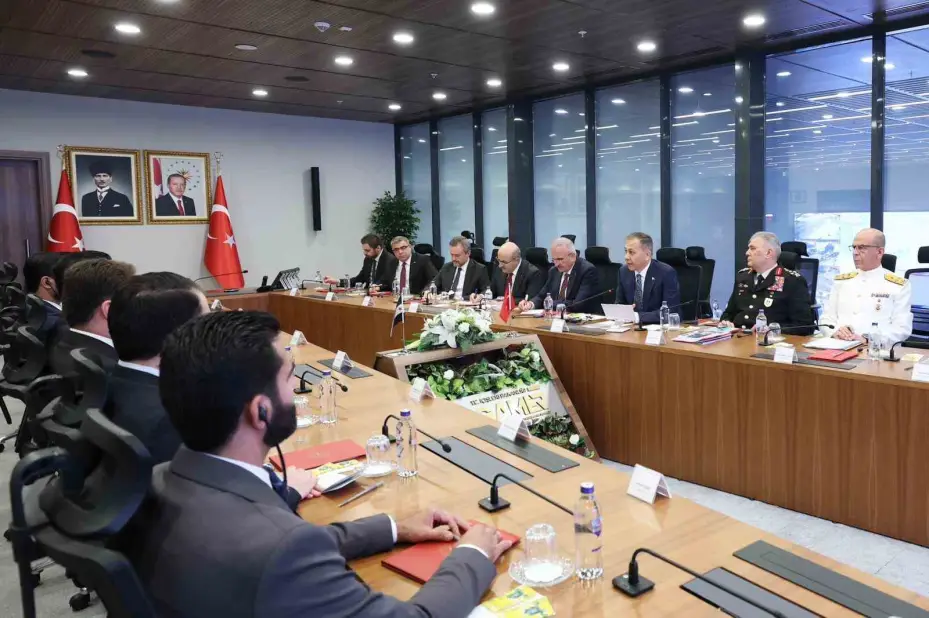 İçişleri Bakanı Yerlikaya, Suriyeli mevkidaşı Hattab ile görüştü