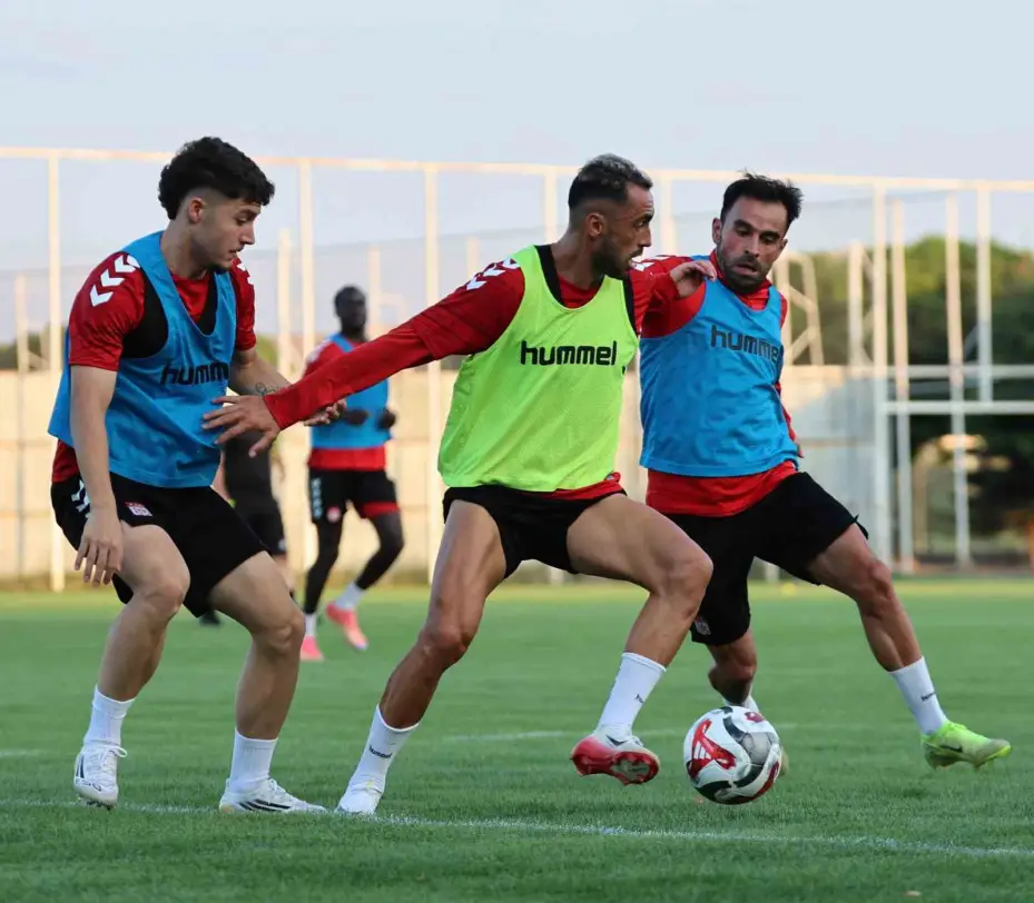 Sivasspor’da Erzurum FK mesaisi
