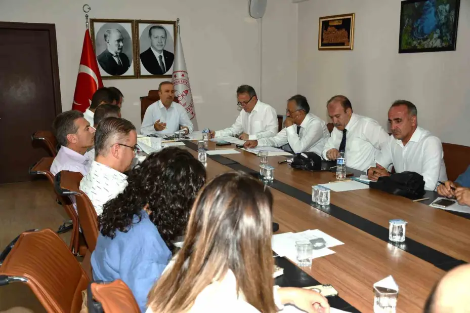 Okul müdürleriyle aylık koordinasyon toplantısı yapıldı