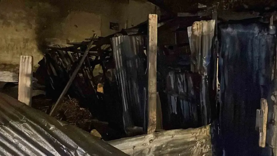 Sivas’ta garaj yangını: Alevler geceyi aydınlattı