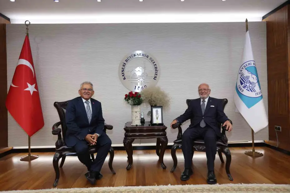 Genel Başkan Vekili Elitaş ve Bakan Yardımcısı Boyraz’dan Başkan Büyükkılıç’a ziyaret