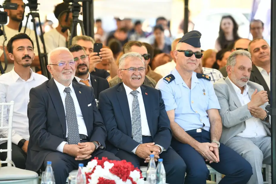 Büyükşehir’in 110 milyon TL’lik Talas Mevlana Sosyal Yaşam Merkezi tanıtıldı