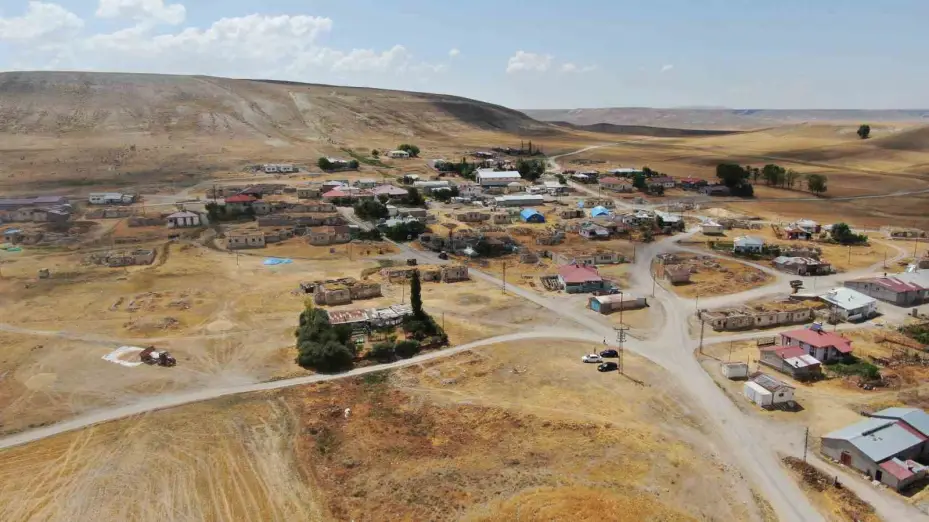 Torku’nun iştiraki olduğu Konya Şeker’e bağlı Kangal Termik Santrali köylüleri yurdundan etti