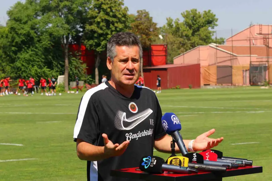 Hüseyin Eroğlu: "Samsunspor maçında moral motivasyon sağlayacak skoru almak istiyoruz"