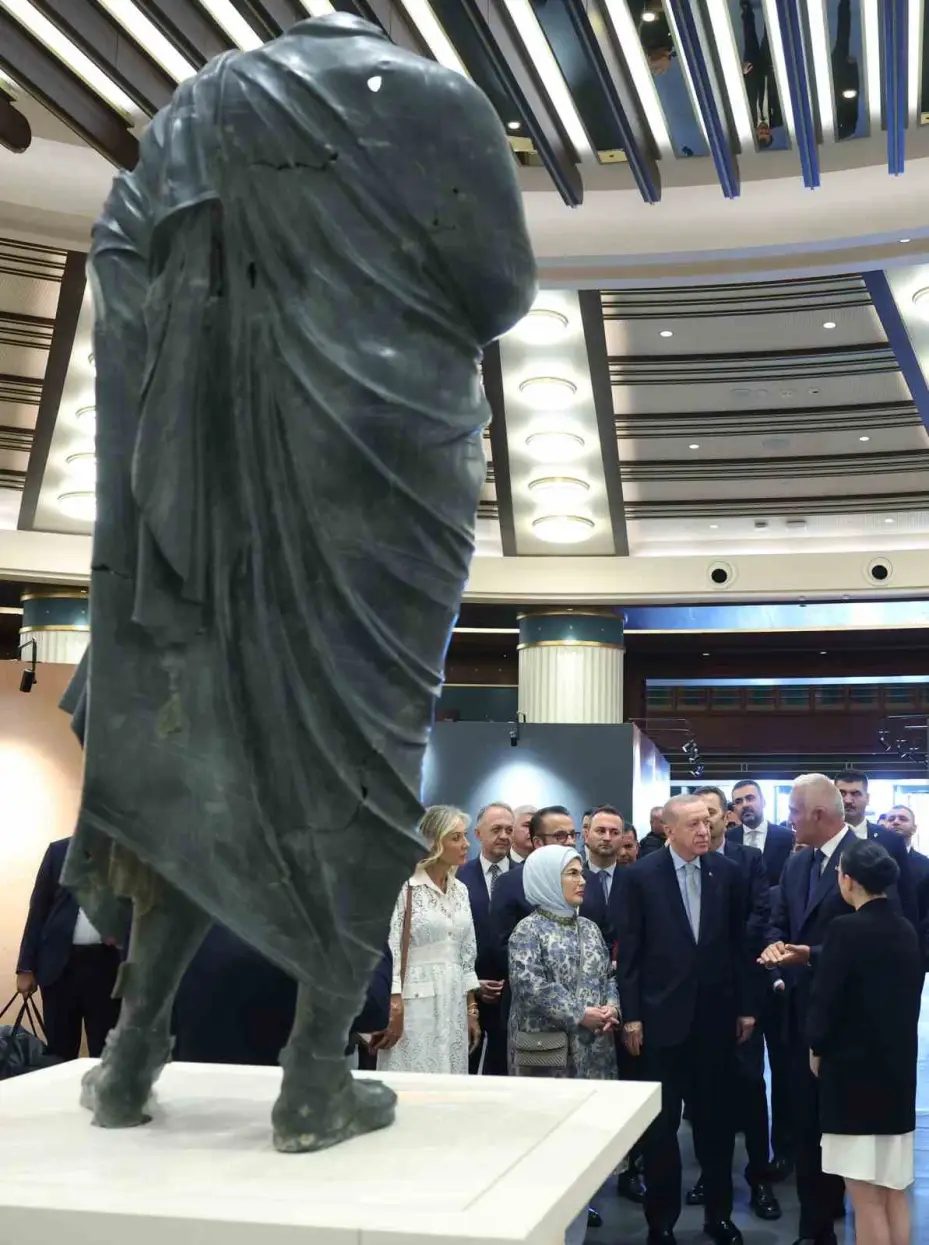Cumhurbaşkanı Erdoğan: "2002’den bugüne tam 13 bin 291 tarihi eserin ana vatana iade edilmesini sağladık"