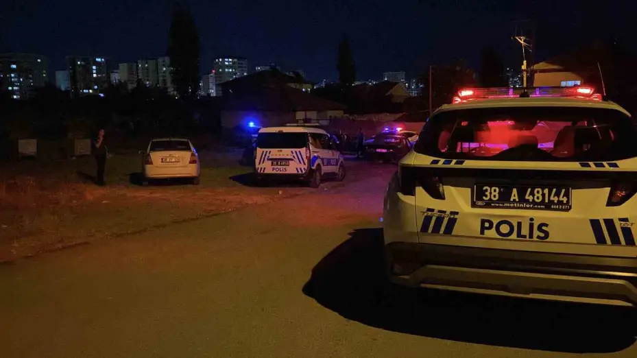 Kayseri’de düğünde taşlı sopalı bıçaklı kavga: 2’si ağır 3 yaralı