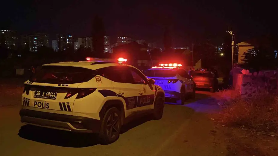 Kayseri’de düğünde taşlı sopalı bıçaklı kavga: 2’si ağır 3 yaralı