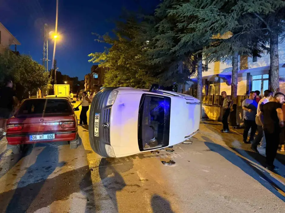 Polatlı’da iki araç çarpıştı: 1 yaralı