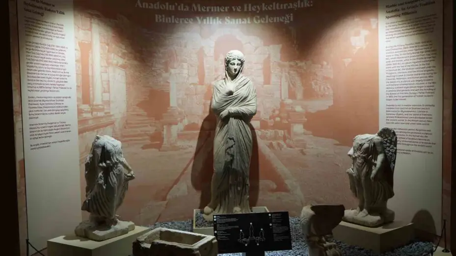 Boubon Antik Kenti’nden çalınan eserler Türkiye’ye iade edildi