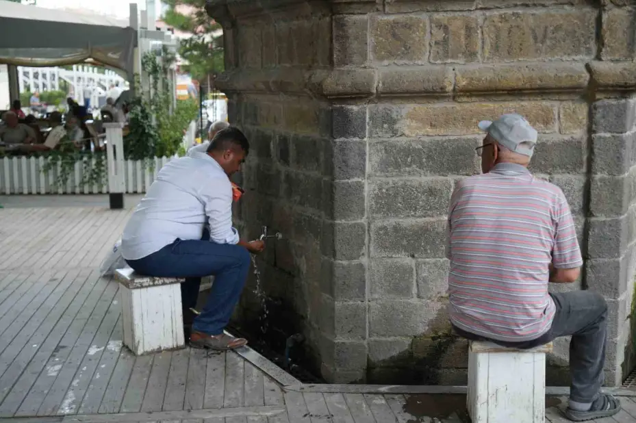 Niğde’de sıcaklık 38 dereceyi aştı