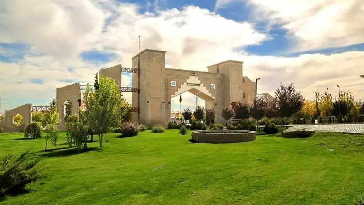 NÖHÜ, ulusal ve uluslararası başarılarıyla adından söz ettiriyor