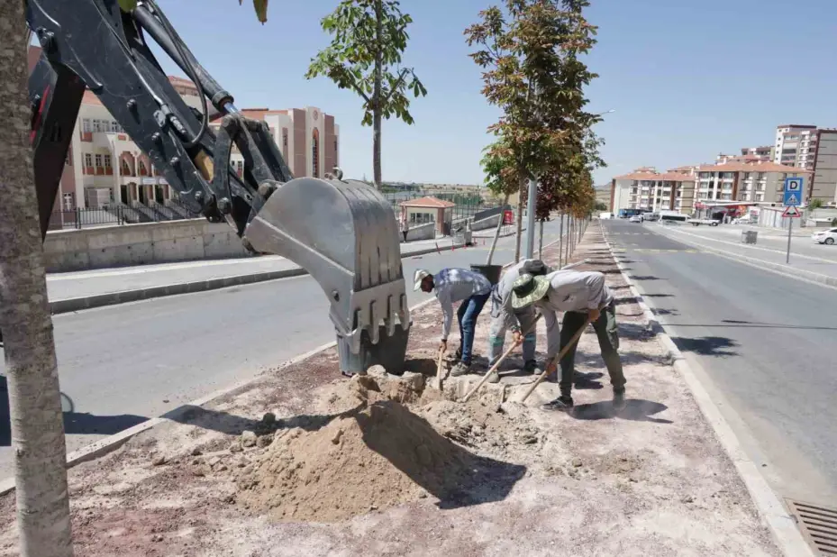 Nevşehir’de orta refüjler modern bir görünüme kavuşuyor
