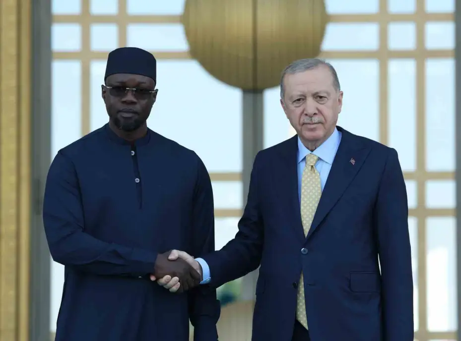 Cumhurbaşkanı Erdoğan, Senegal Başbakanı Sonko’yu törenle karşıladı