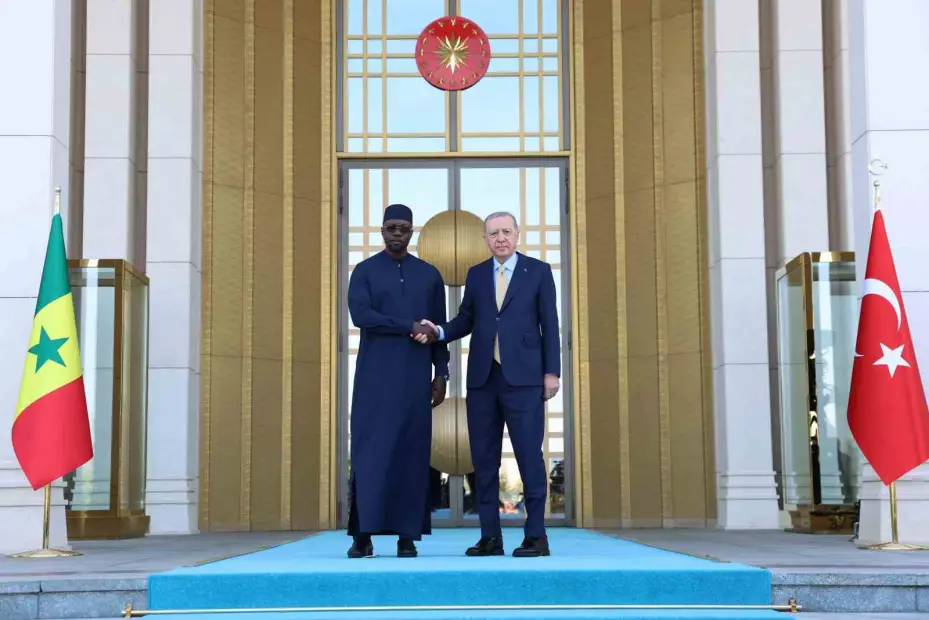 Cumhurbaşkanı Erdoğan, Senegal Başbakanı Sonko’yu törenle karşıladı