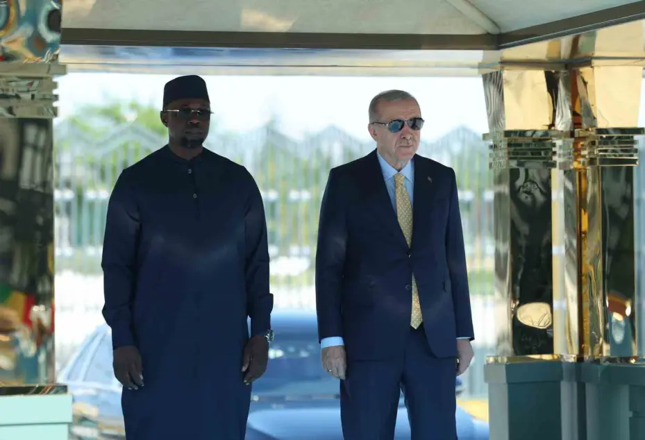 Cumhurbaşkanı Erdoğan, Senegal Başbakanı Sonko’yu törenle karşıladı
