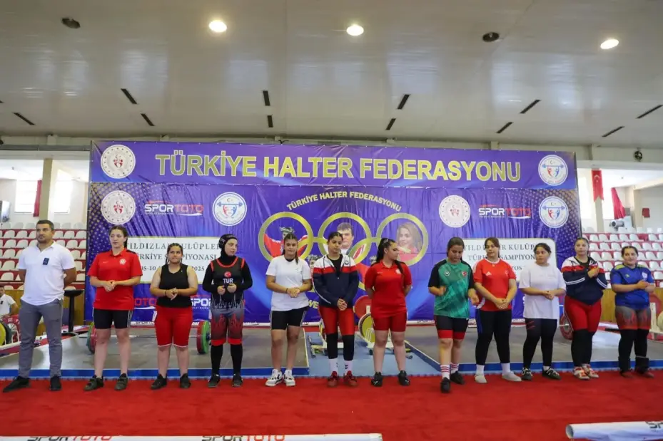 Halter Yıldızlar Kulüpler Türkiye Şampiyonası’nın açılış seremonisi yapıldı