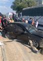Otomobil tıra çarptı: 3 yaralı