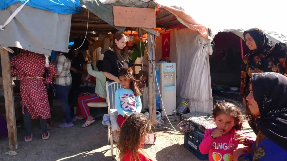 Mevsimlik tarım işçisi çocuklar sinema ve oyun etkinliği ile keyifli zaman geçirdi